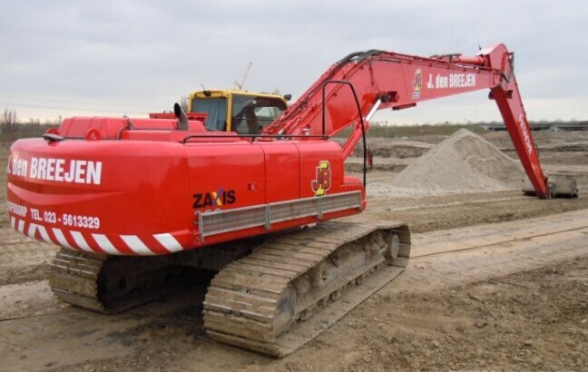 挖土機(jī)加長(zhǎng)臂廠家、挖掘機(jī)加長(zhǎng)臂定做、挖掘機(jī)加長(zhǎng)臂改裝