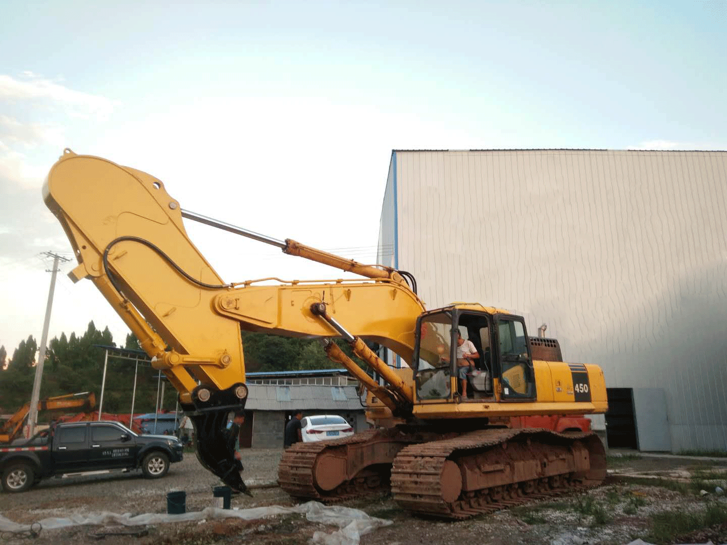 挖掘機(jī)巖石臂，挖掘機(jī)巖石臂廠家，挖掘機(jī)改裝巖石臂