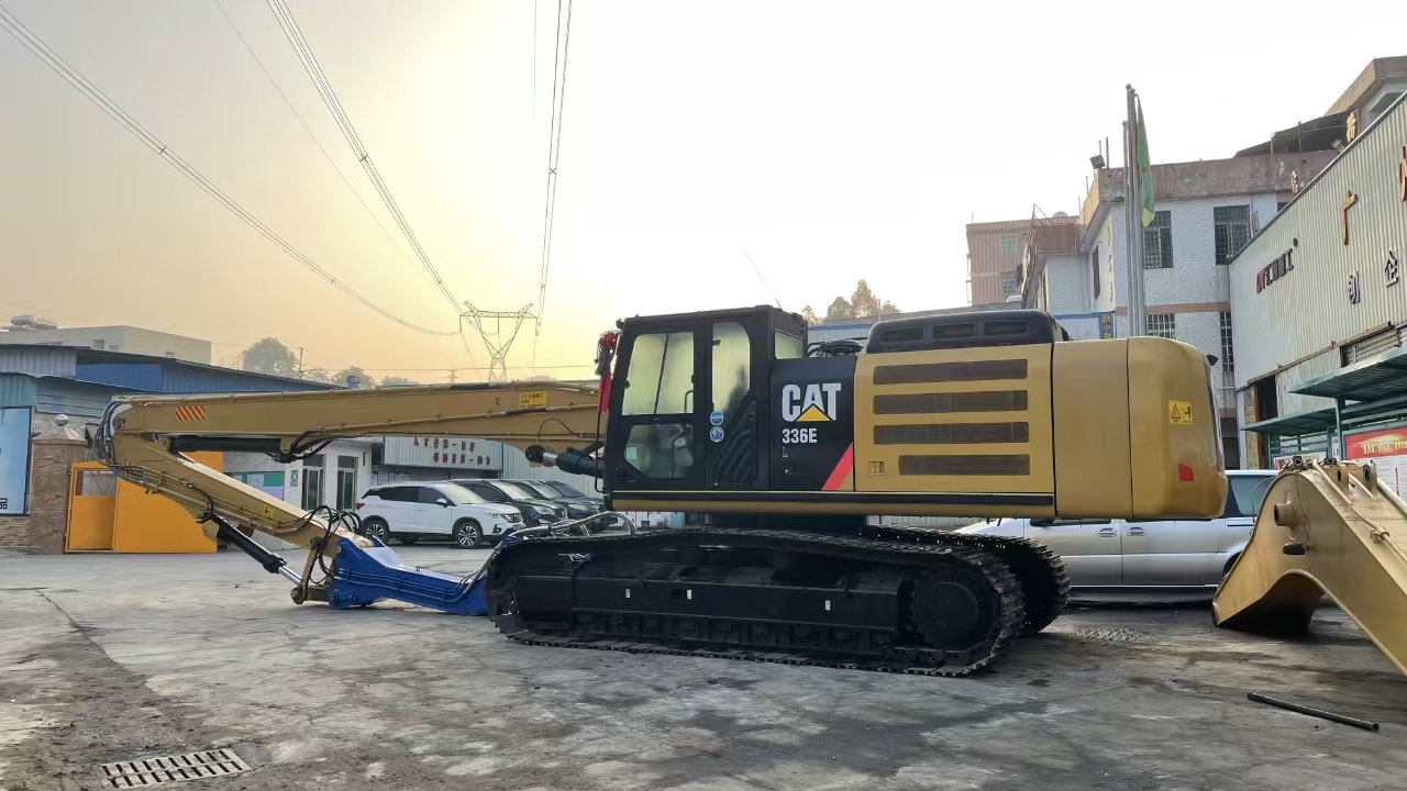 挖掘機打樁臂、打樁臂、打樁錘、挖掘機打樁臂廠家