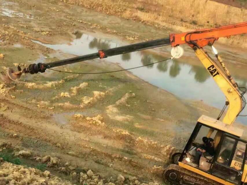 挖掘機(jī)伸縮臂價(jià)格 挖掘機(jī)伸縮臂價(jià)格