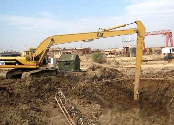 挖掘機(jī)加長(zhǎng)臂